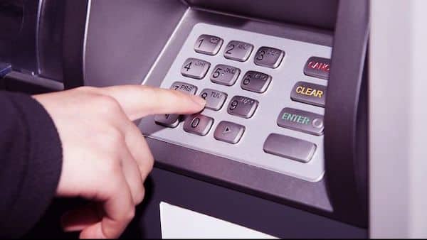 Cara Cek Kode Bank BCA di ATM