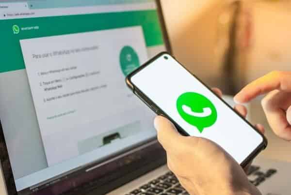 Cara berhenti berlangganan WhatsApp Web melalui aplikasi di smartphone iPhone