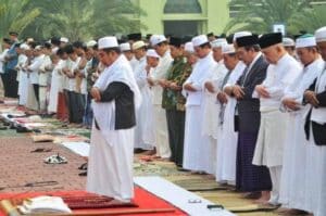 Bacaan Niat Sholat Idul Adha Arab Serta Tata Caranya (Lengkap)