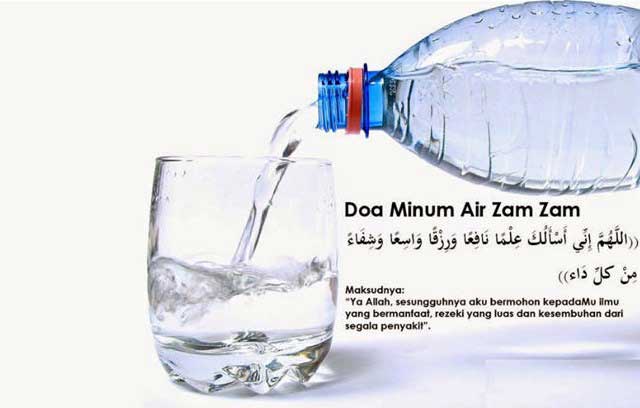 Doa Minum Air Zam Zam Lengkap dengan Arab, Latin, dan Artinya